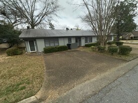 1423 17th Ave in Columbus, GA - Building Photo