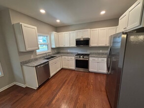 215 Cherokee Dr in Lafayette, TN - Building Photo - Building Photo