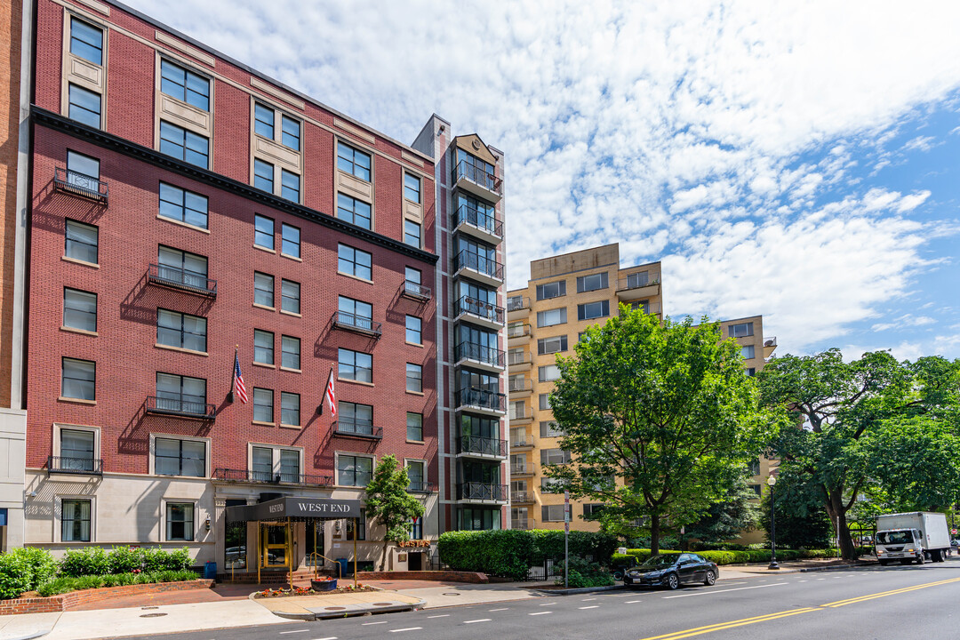 The Phoenix in Washington, DC - Building Photo