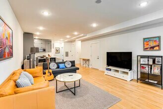 131 Hopkins Ave in Jersey City, NJ - Building Photo - Building Photo