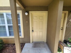 36106 Lake Chase Blvd in Zephyrhills, FL - Building Photo - Building Photo