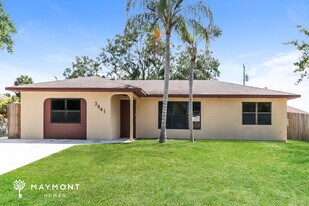 3841 SW Janiga St, Unit 206 in Port St. Lucie, FL - Building Photo