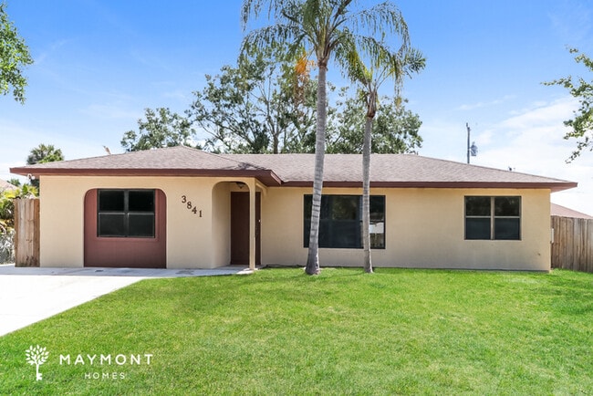 property at 3841 SW Janiga St