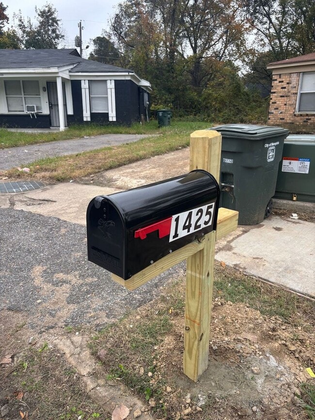 1425 Todds Creek Cove in Memphis, TN - Building Photo - Building Photo