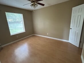 309 Hickerson Ave in Wake Village, TX - Building Photo - Building Photo
