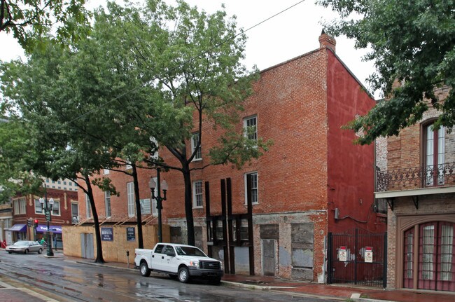 630 Julia St in New Orleans, LA - Building Photo - Building Photo