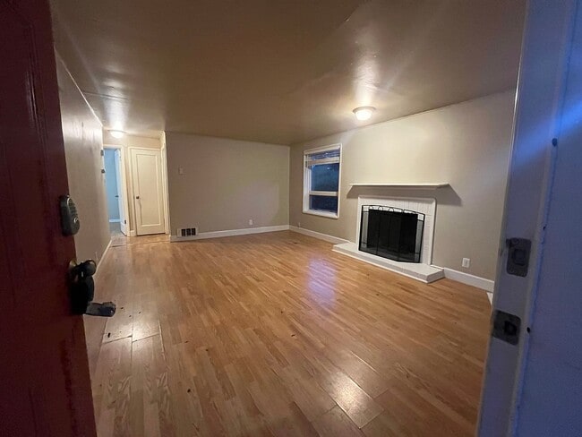 property at 11988 Campo Rico Ln