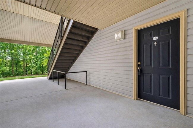 2104 Fairington Club Dr in Stonecrest, GA - Building Photo - Building Photo