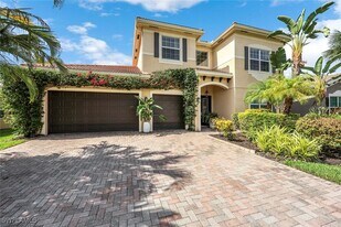 6582 Monterey Point in Naples, FL - Building Photo