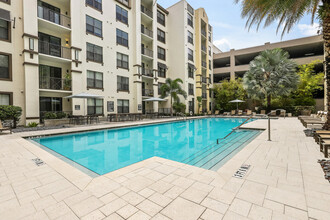 Lantower Westshore in Tampa, FL - Foto de edificio - Building Photo