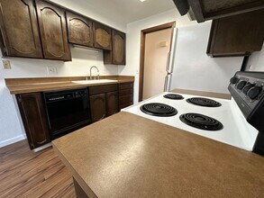 1821 Peachtree Ln in Richland, WA - Building Photo - Building Photo