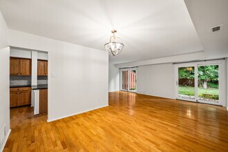 404 Worthington Dr in Exton, PA - Building Photo - Building Photo