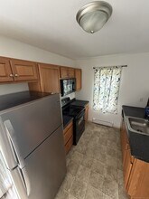 91 Reynolds Bridge Rd in Thomaston, CT - Building Photo - Building Photo