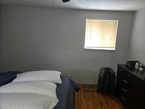 205 Meadowlawn Rd in Buffalo, NY - Building Photo - Building Photo