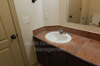 454 E Center St photo'