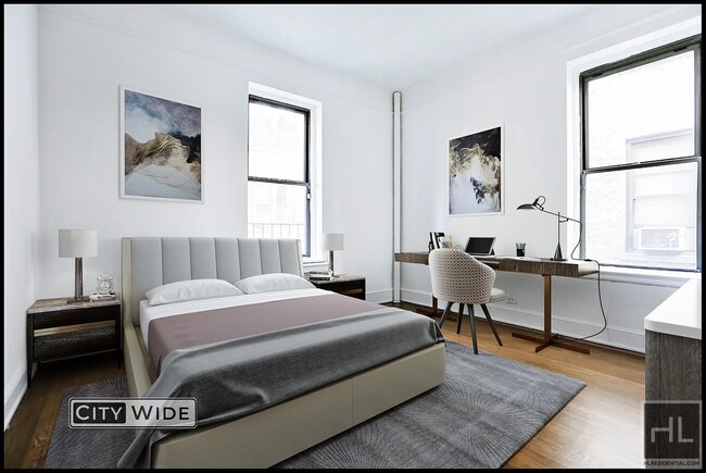 East 81st St in New York, NY - Building Photo - Building Photo