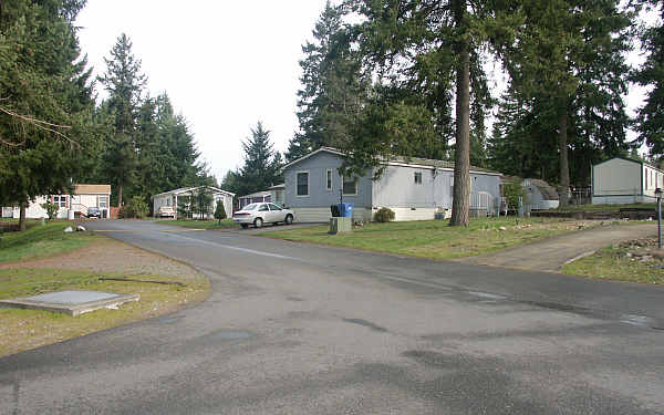 Ridge Mobile Home Park in Graham, WA - Foto de edificio