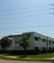 Crescent Arms Apartments in Hollywood, FL - Building Photo - Building Photo