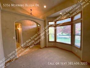5356 Morning Blush Dr in Herriman, UT - Building Photo - Building Photo