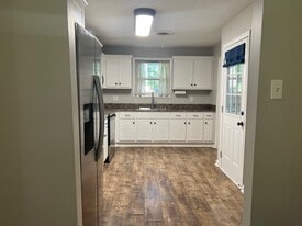 2053 Mims Rd in Hephzibah, GA - Building Photo