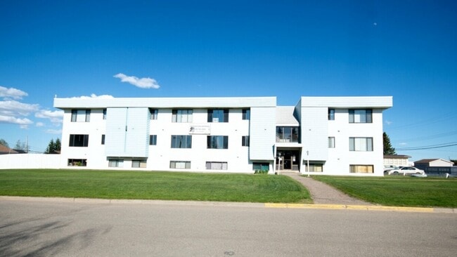 property at 11612-11610 10 St