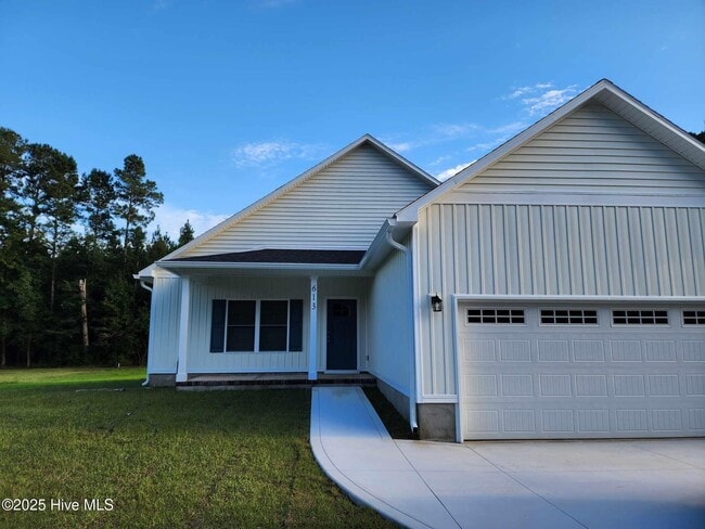 613 Hobbs Dr