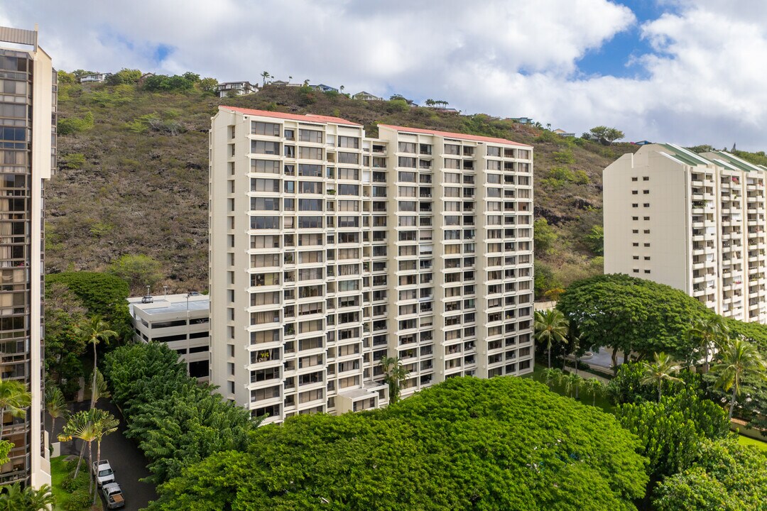 Heritage House in Honolulu, HI - Building Photo