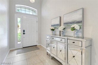 6773 Southern Oak Ct in Naples, FL - Building Photo - Building Photo