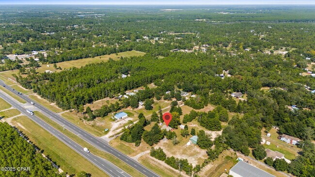 13636 FL-77 in Southport, FL - Building Photo - Building Photo