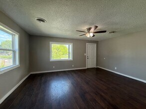 801 W 5th St in Cheyenne, WY - Building Photo - Building Photo