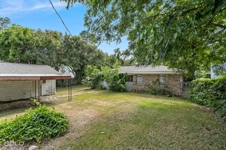 4015 Esplanade Ave in Shreveport, LA - Building Photo - Building Photo
