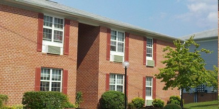 Forest Glen in Strasburg, VA - Building Photo - Building Photo