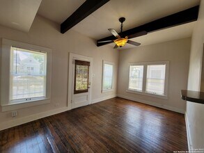 115 Vitra Pl in San Antonio, TX - Building Photo - Building Photo