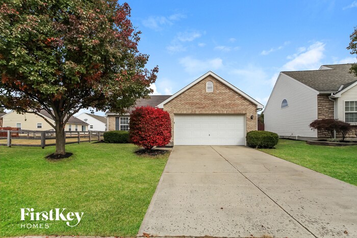 402 Red Tail Pl in Trenton, OH - Building Photo