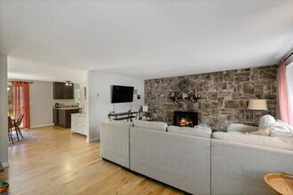 114 Fieldstone Dr in Londonderry, NH - Building Photo - Building Photo