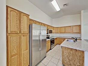 13830 W Keim Dr in Litchfield Park, AZ - Foto de edificio - Building Photo