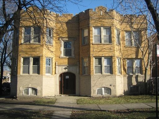 5303 S Sacramento Ave in Chicago, IL - Foto de edificio