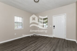 335 Dewitt Ave in Jackson, MS - Foto de edificio - Building Photo