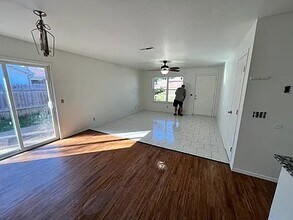 1307 E Fairlane St in Fayetteville, AR - Building Photo - Building Photo