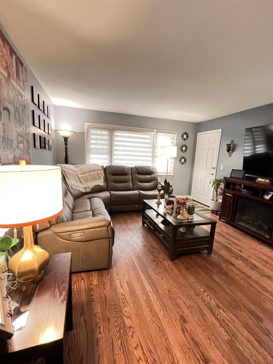 9003 Columbia Ave in North Bergen, NJ - Building Photo
