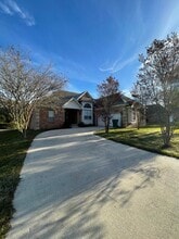 17817 Suma Hill Rd in Livingston, LA - Building Photo - Building Photo