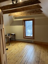 139 Railroad St in Johnson, VT - Building Photo - Building Photo