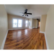 223 E North St in Kalamazoo, MI - Building Photo - Building Photo