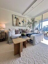 1083 Forest Lakes Dr, Unit Dan Wood in Naples, FL - Building Photo - Building Photo