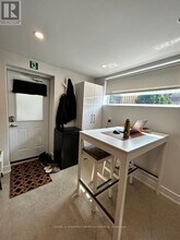 1555-1555 Bloor St W in Toronto, ON - Building Photo - Building Photo