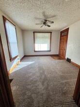 2548 Jackson St, Unit 1 in Dubuque, IA - Building Photo - Building Photo