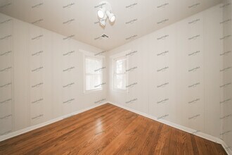 1701 E Madison St in Oklahoma City, OK - Building Photo - Building Photo