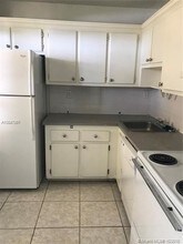 9460 Fontainebleau Blvd-Unit -433 in Miami, FL - Building Photo - Building Photo