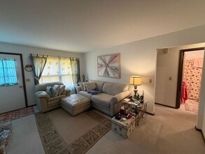 951 Brentwood Dr in Port Edwards, WI - Building Photo - Building Photo