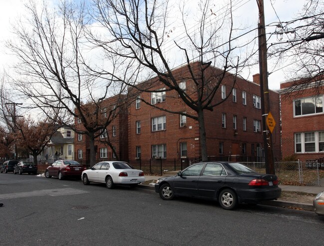 362 Raleigh St SE in Washington, DC - Building Photo - Building Photo